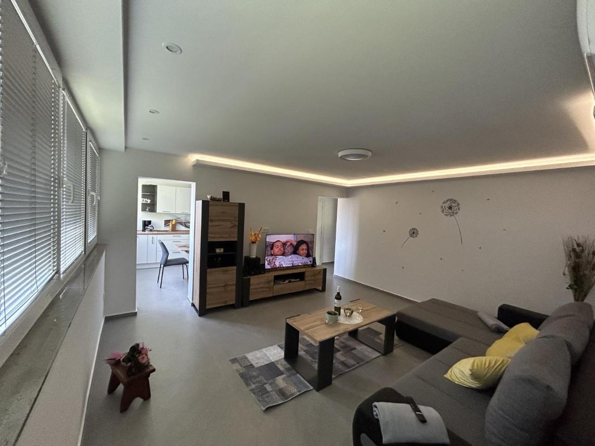 Apartment Toni 洛夫兰 外观 照片